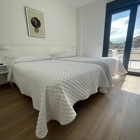 Hostal Montevideo Beachfront นีกรัน ภายนอก รูปภาพ