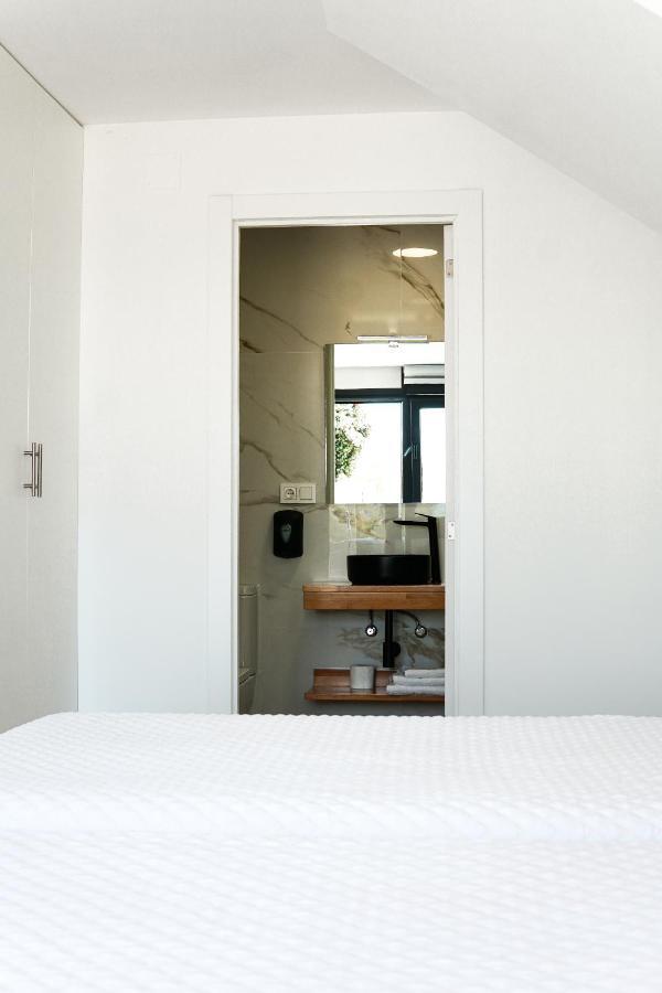 Hostal Montevideo Beachfront นีกรัน ภายนอก รูปภาพ
