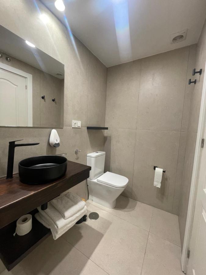 Hostal Montevideo Beachfront นีกรัน ภายนอก รูปภาพ